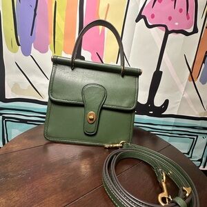 Coach Willis 18 Elegant Green Leather Handbag